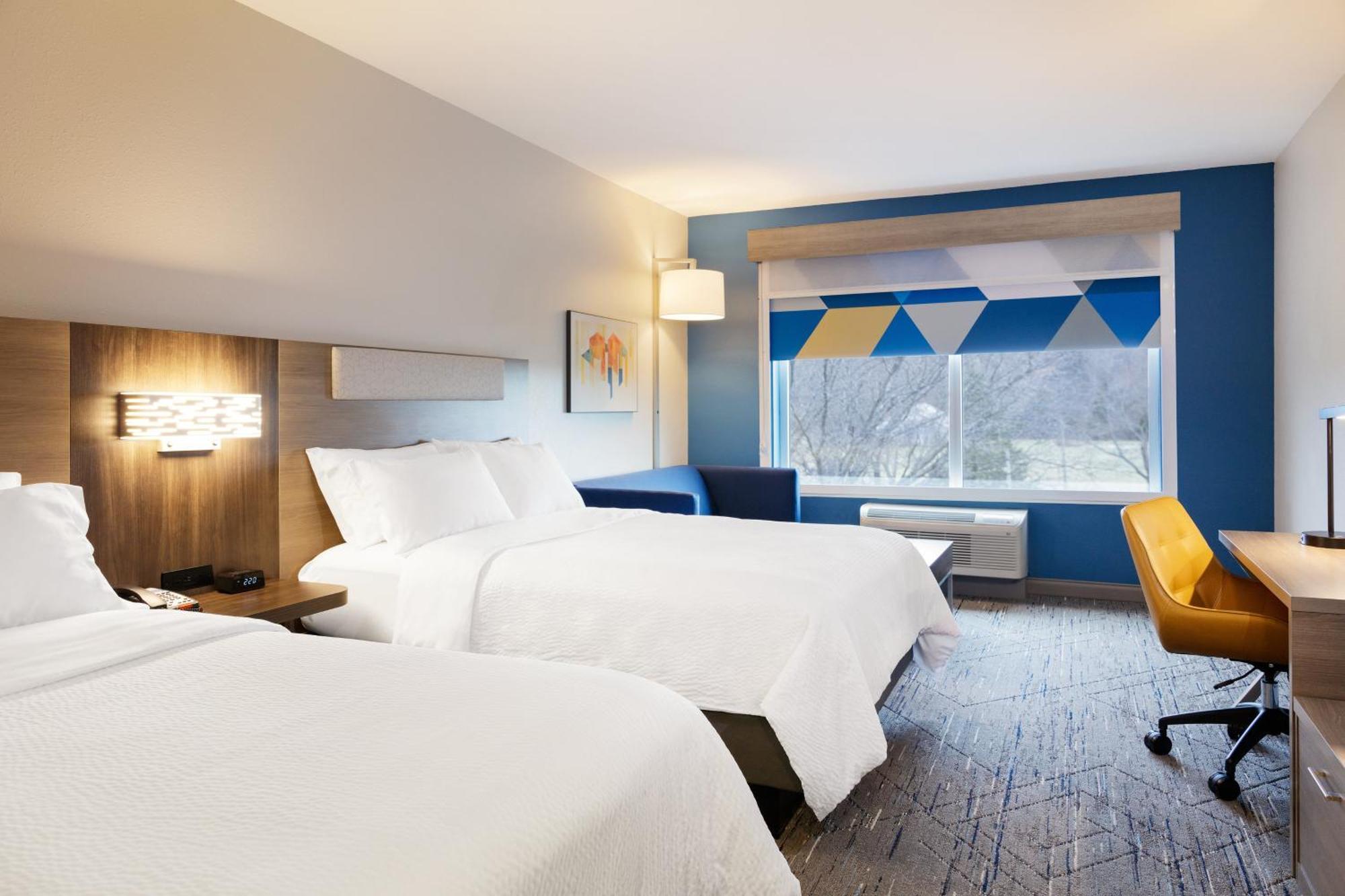 Holiday Inn Express Newton By Ihg Dış mekan fotoğraf