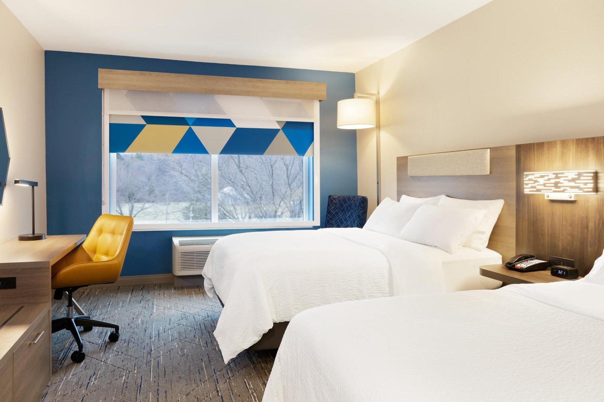 Holiday Inn Express Newton By Ihg Dış mekan fotoğraf
