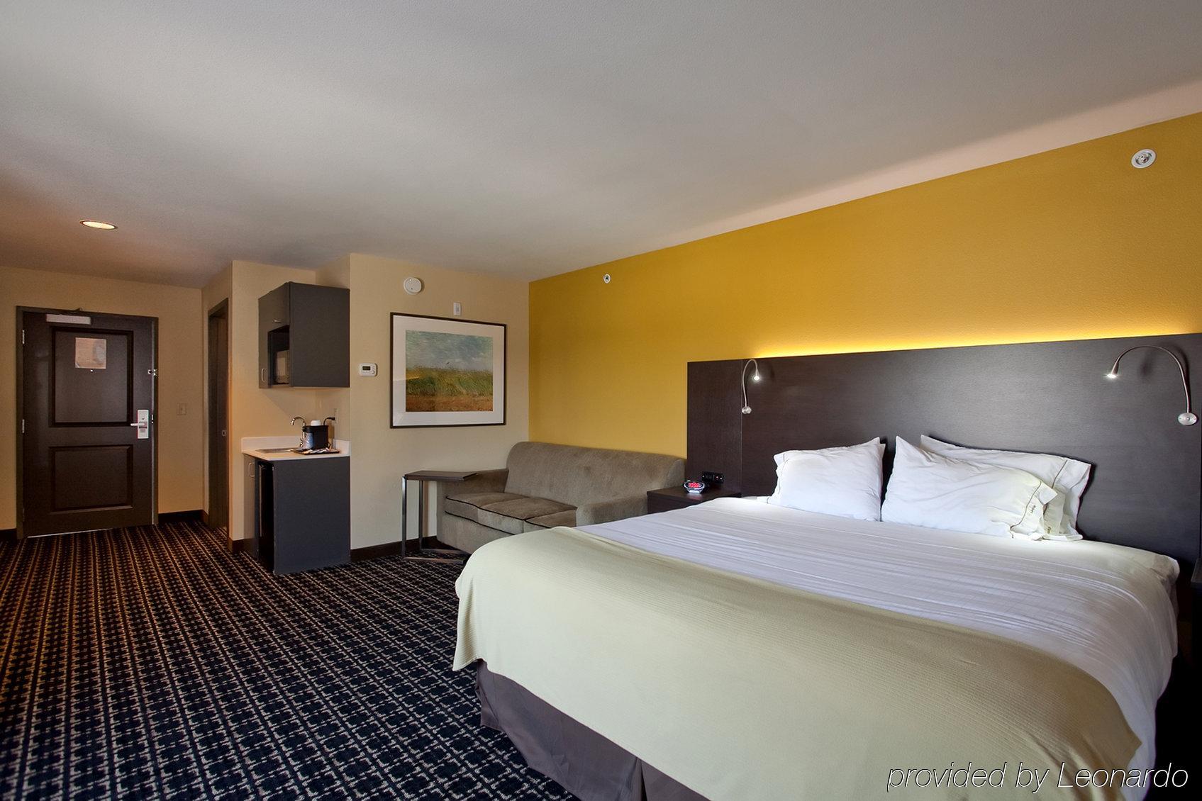 Holiday Inn Express Newton By Ihg Oda fotoğraf