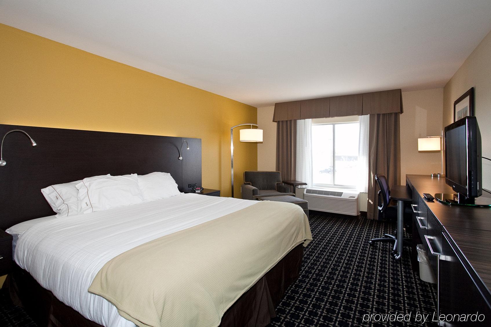 Holiday Inn Express Newton By Ihg Dış mekan fotoğraf